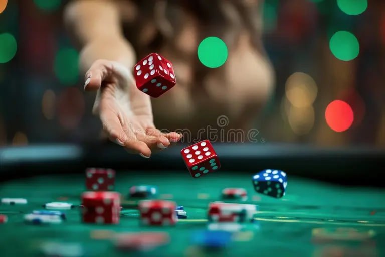 Người hâm mộ theo dõi kết quả bóng đá và thể thao Việt Nam